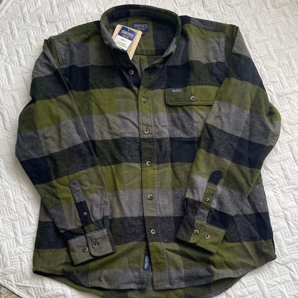 SMITH’S Men’s Olive & Gray Buffalo Plaid Button-Down Shirt